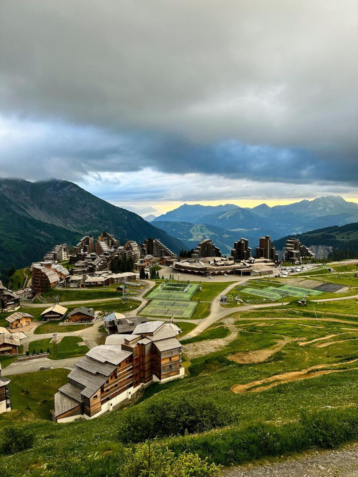 Hotel Mil8 Avoriaz Bagian luar foto